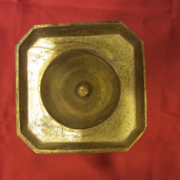 RETRO 60'S BRASS CANDLESTICK, W/SQUARE BASE, HOLDS TAPERED CANDLE - Picture 3 of 4